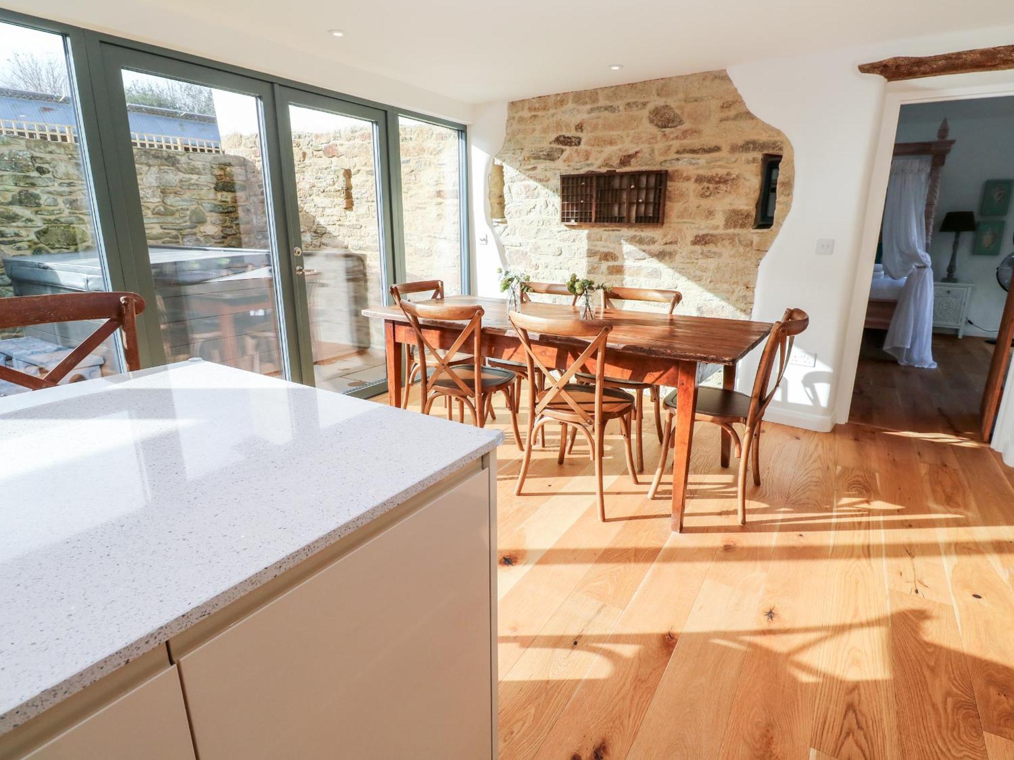 Holiday home Carines Barns - Wesley Barn