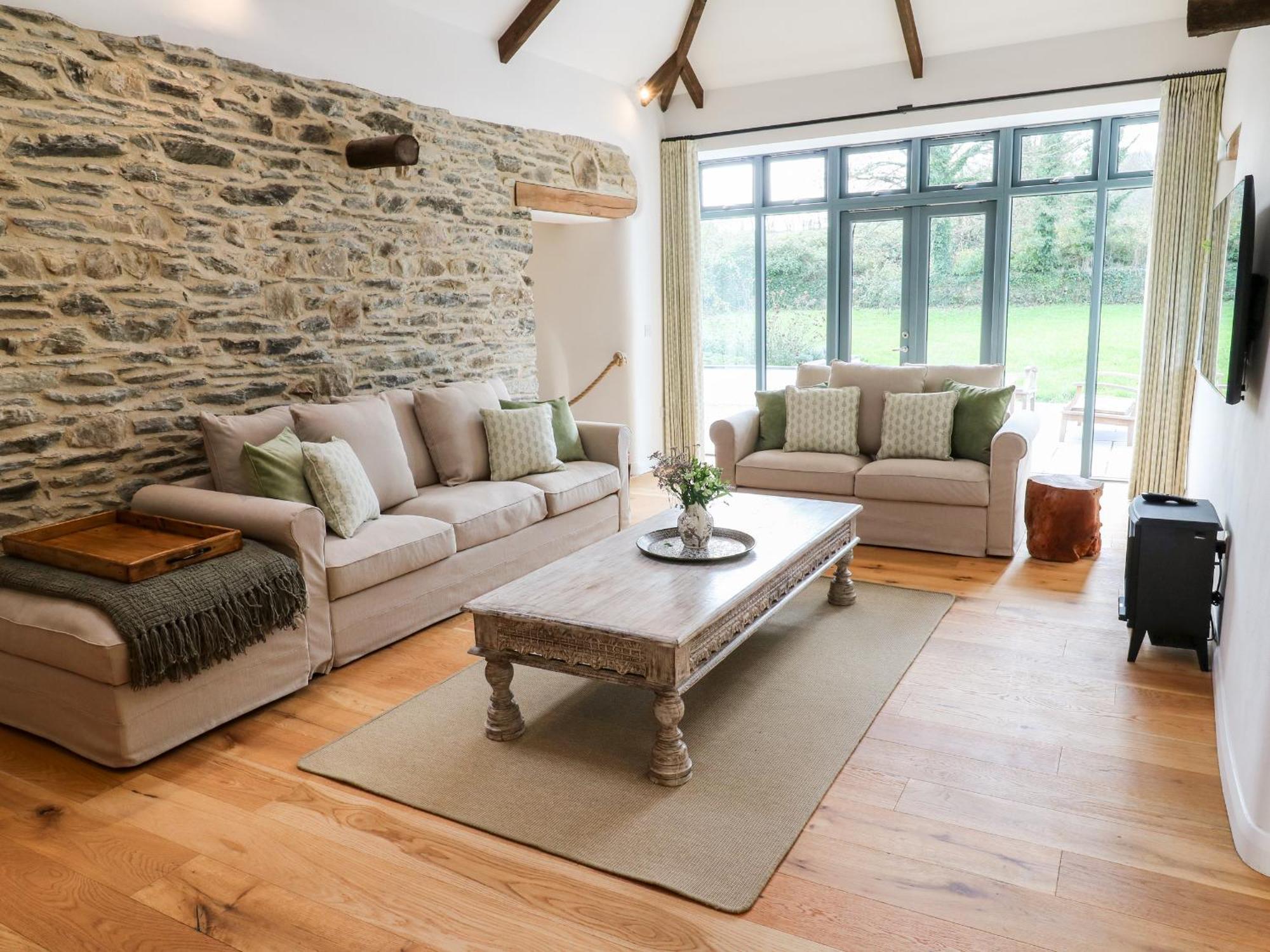 Carines Barns - Wesley Barn
